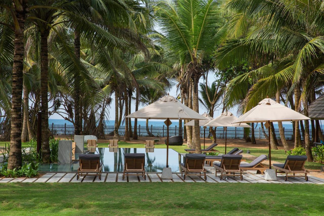 Ayana Sea Hotel Wadduwa Bagian luar foto